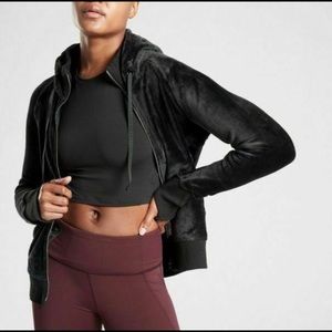 Double kozy karma Athleta triumph hoodie